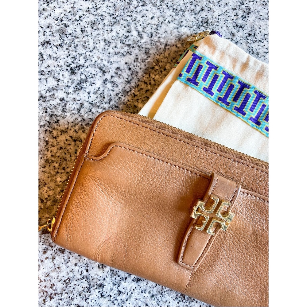 Tory Burch Wallet